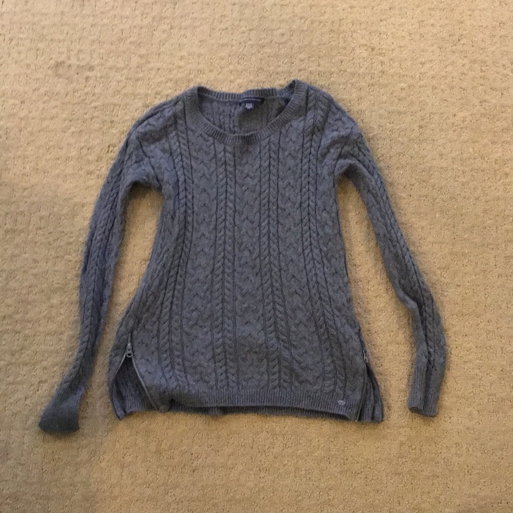Grey American eagle sweater
